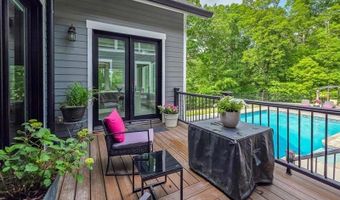 14 Allatoona Estates Dr SE, Acworth, GA 30102