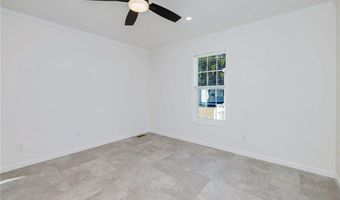 1346 Newport Ave, Attleboro, MA 02703