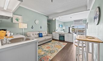 602 W Ft Macon Rd 114, Atlantic Beach, NC 28512