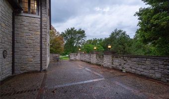 879 N 200 Rd, Baldwin City, KS 66006