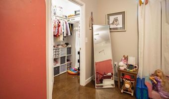 120 Race St, Batesville, AR 72501