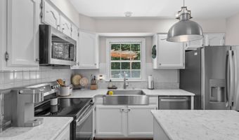 15330 QUAIL RIDGE Dr, Amissville, VA 20106