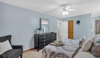 363 Windyoak Dr, Ballwin, MO 63021