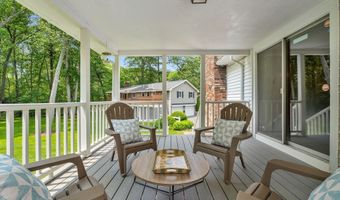 6 Lancaster Pl, Andover, MA 01810