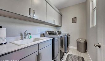 10322 Apache Blue Ave, Las Vegas, NV 89135