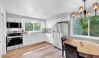 N9598 NOE Road, Appleton, WI 54915