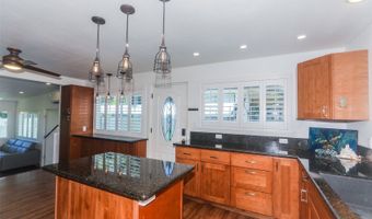 637 Manu Oo St A, Kailua, HI 96734