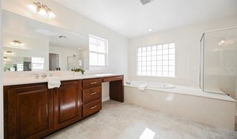 2017 Hollywell St, Las Vegas, NV 89135