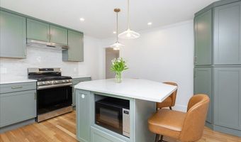 247 Hale St 2, Beverly, MA 01915