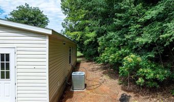 425 Pfeiffer Rd, Batesville, AR 72501