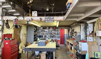 803 W LINCOLNWAY, Cheyenne, WY 82001