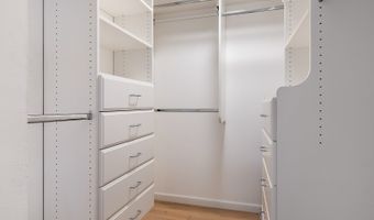 425 South St 2004, Honolulu, HI 96813