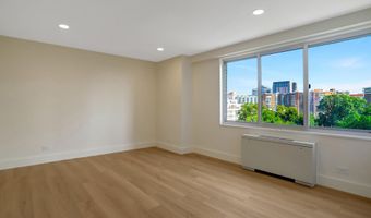 1200 N NASH St 811, Arlington, VA 22209