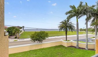 6408 MAYRA SHORES Ln, Apollo Beach, FL 33572