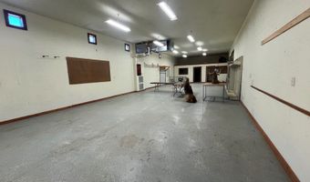 518 3rd St, Alton, KS 67623