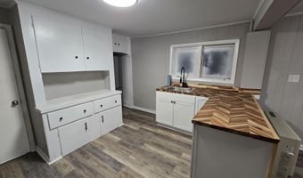 9 Morton Pl, Augusta, ME 04330