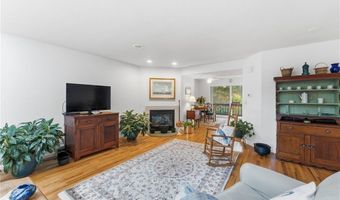 73 Oceanwoods Dr, North Kingstown, RI 02852