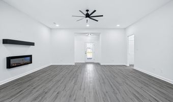 1112 Duke Dr, Bauxite, AR 72011
