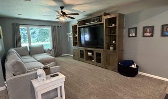 1815 Craig Rd, Aurora, NE 68818