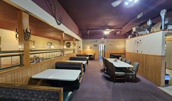 920-924 Parriott St, Aplington, IA 50604