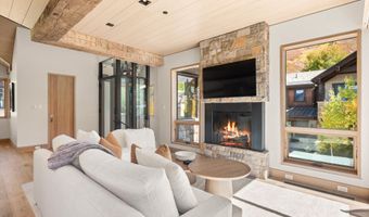 543 Walnut St B, Aspen, CO 81611