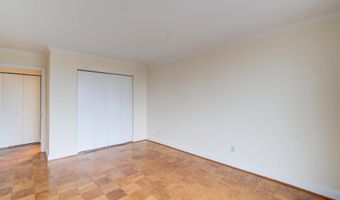 4343 CHERRY HILL Rd 303, Arlington, VA 22207