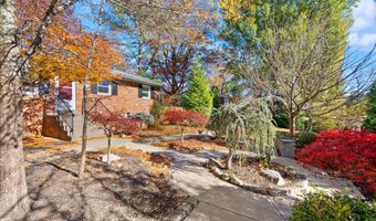 4211 DOWNING St, Annandale, VA 22003