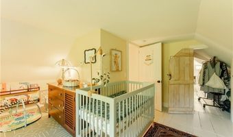 99 Highview Ave, Hopkinton, RI 02832
