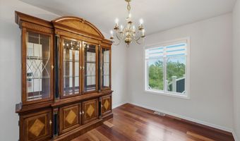 2243 Sun Valley Dr, Ann Arbor, MI 48108