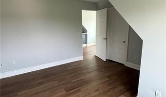 1536 Cranston St 3, Cranston, RI 02920