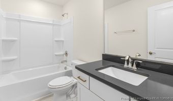 639 Pine Dune Ln, Aberdeen, NC 28315