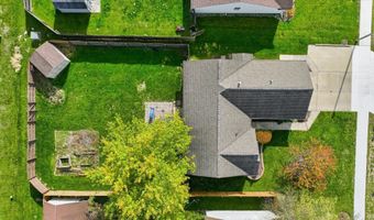 111 Autumn Hills Dr, Avilla, IN 46710