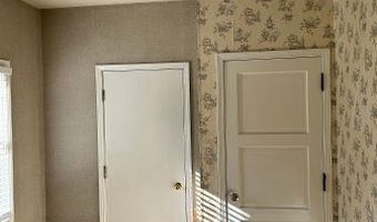 6104 Madison Ave, Indianapolis, IN 46227
