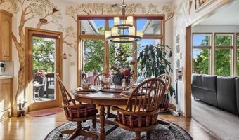15471 Cedar Ln, Basehor, KS 66007