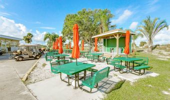 859 Tamarind Cir, Barefoot Bay, FL 32976