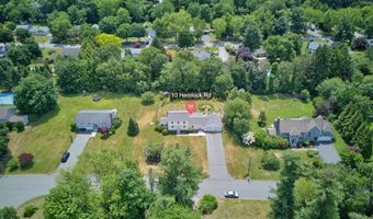 10 Hemlock Rd, Andover, MA 01810