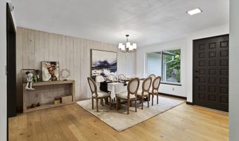 8395 SW BERRYHILL Ln, Beaverton, OR 97008