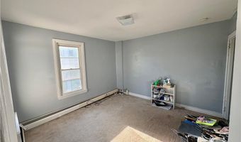122 W Front St, Alburtis, PA 18011