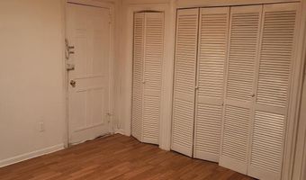 33 S Iowa Ave, Atlantic City, NJ 08401