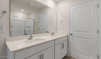 1097 Aviator Ln, Ayden, NC 28513