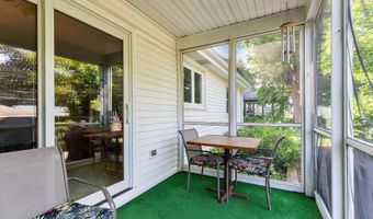 2601 BEECHWOOD Ct, Appleton, WI 54911