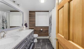 485 Snake Hill Rd, Glocester, RI 02857