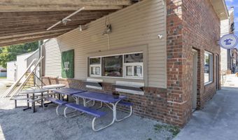 118 E Main St, Albion, IN 46701