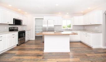 3046 Long Lake Rd, Albion, IN 46701