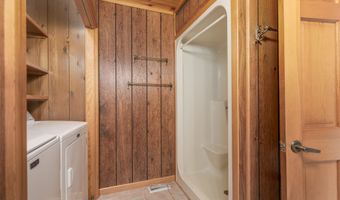 27932 337th Ct, Adel, IA 50003