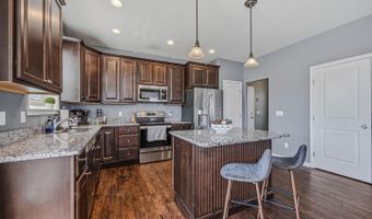 160 PONDS EDGE Dr, Felton, DE 19943