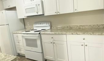 3 Admiralty Dr 8-6, Middletown, RI 02842