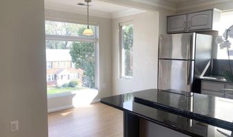 416 VEITCH St S 307, Arlington, VA 22204