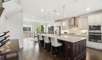 43392 WHITEHEAD Ter, Ashburn, VA 20148