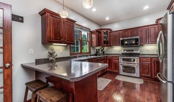 3302 Brook Holw, Asbury, IA 52002